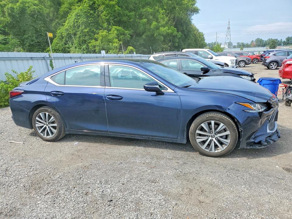 Продажа на аукционе авто 2019 Lexus Es, vin: 58ABZ1B14KU015840, номер лота: 67436806
