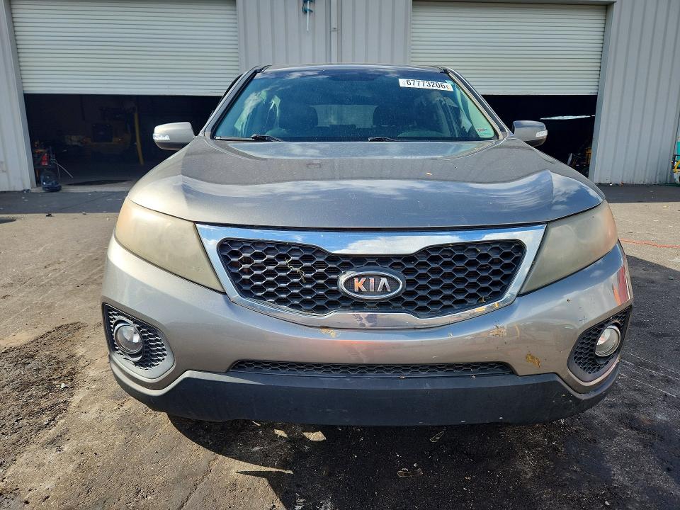 67773206 :رقم المزاد ، 5XYKU4A29BG004677 vin ، 2011 Kia Sorento مزاد بيع