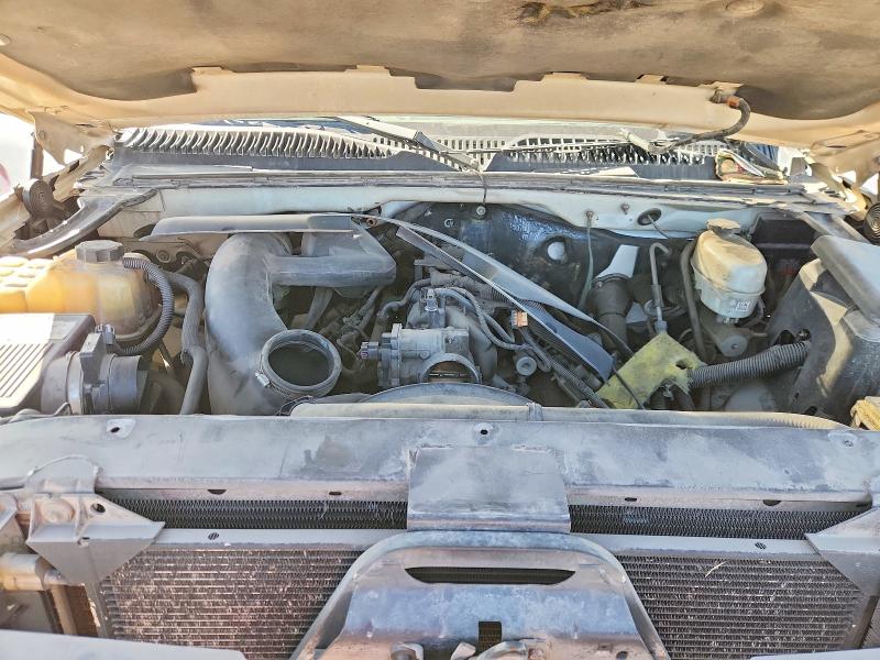 2004 Chevrolet Silverado მანქანა იყიდება აუქციონზე, vin: 1GBHC24U84E334681, აუქციონის ნომერი: 68237506