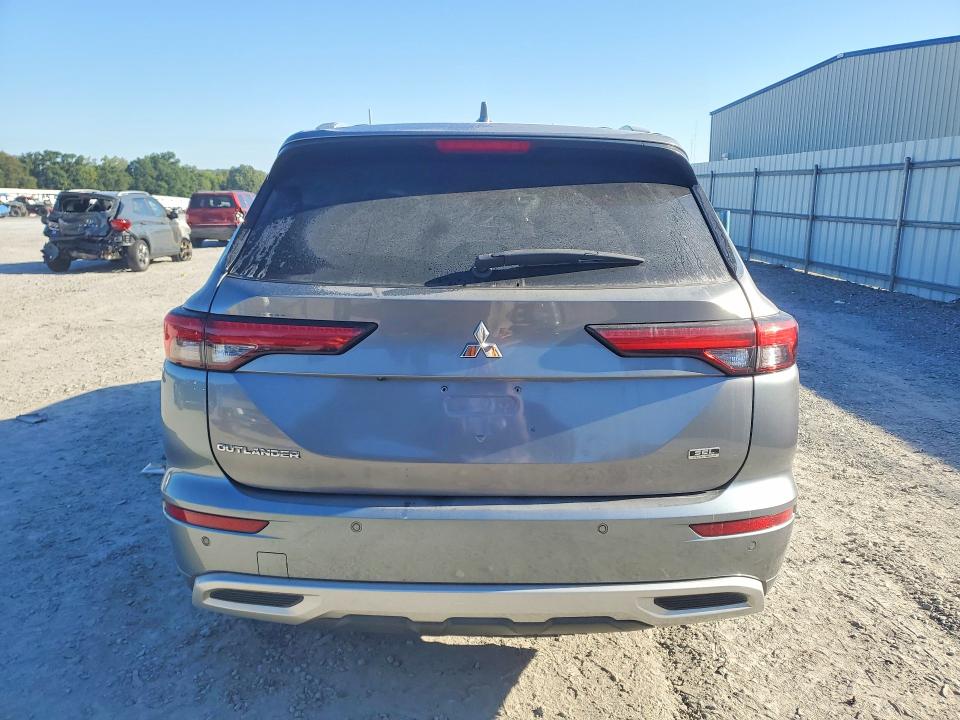 70801656 :رقم المزاد ، JA4J3VA89NZ058828 vin ، 2022 Mitsubishi Outlander مزاد بيع