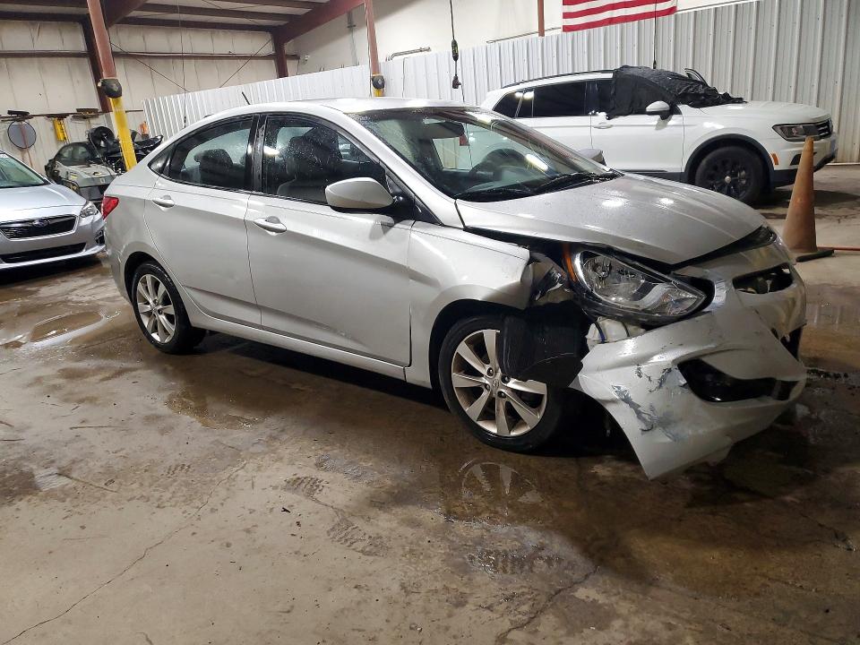 Продажа на аукционе авто 2013 Hyundai Accent, vin: KMHCU4AE4DU321472, номер лота: 70071836