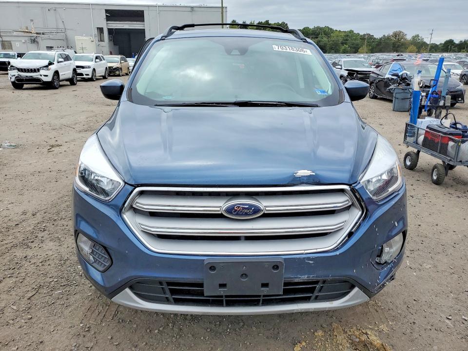 2018 Ford Escape მანქანა იყიდება აუქციონზე, vin: 1FMCU9GD7JUB53253, აუქციონის ნომერი: 70318306
