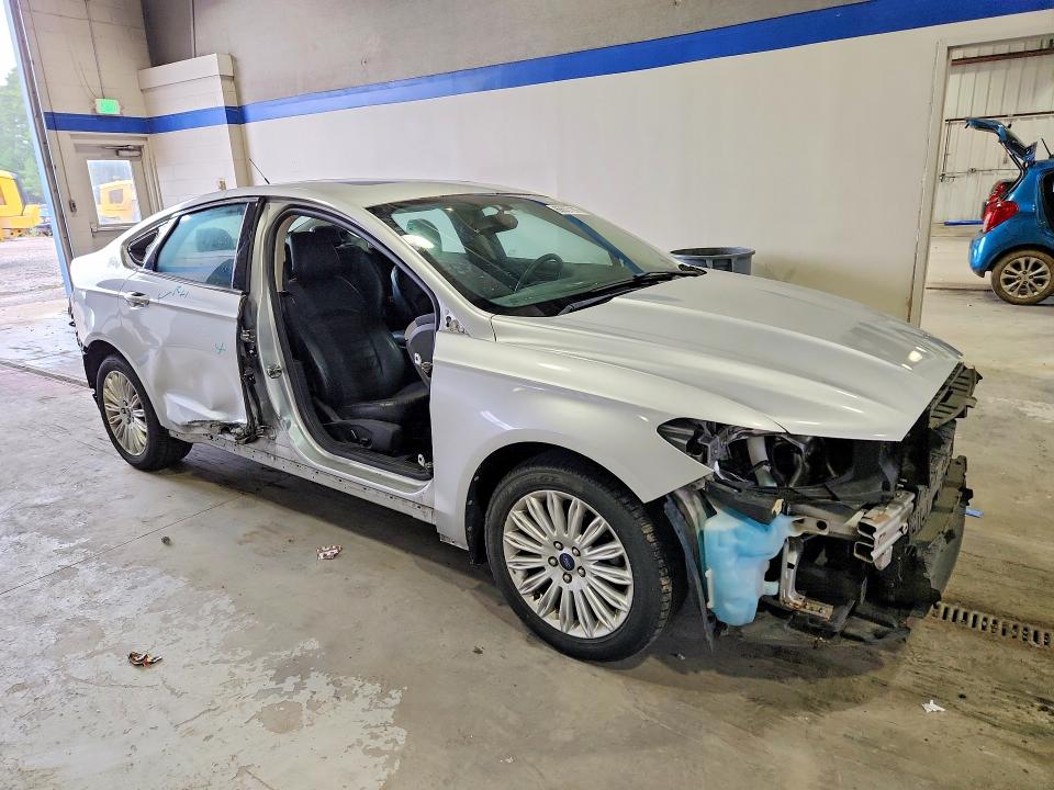 2013 Ford Fusion მანქანა იყიდება აუქციონზე, vin: 3FA6P0LU5DR218077, აუქციონის ნომერი: 69927296