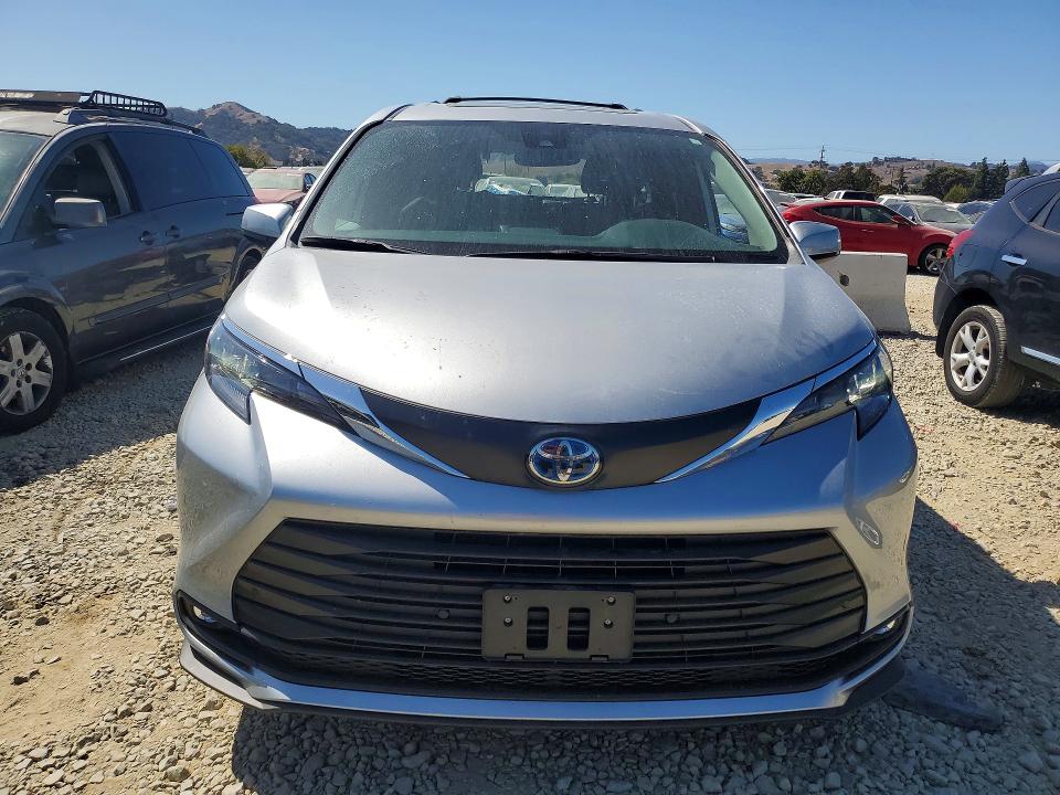 Aukcja sprzedaży 2025 Toyota Sienna, vin: 5TDYSKFCXSS190660, numer aukcji: 70503596