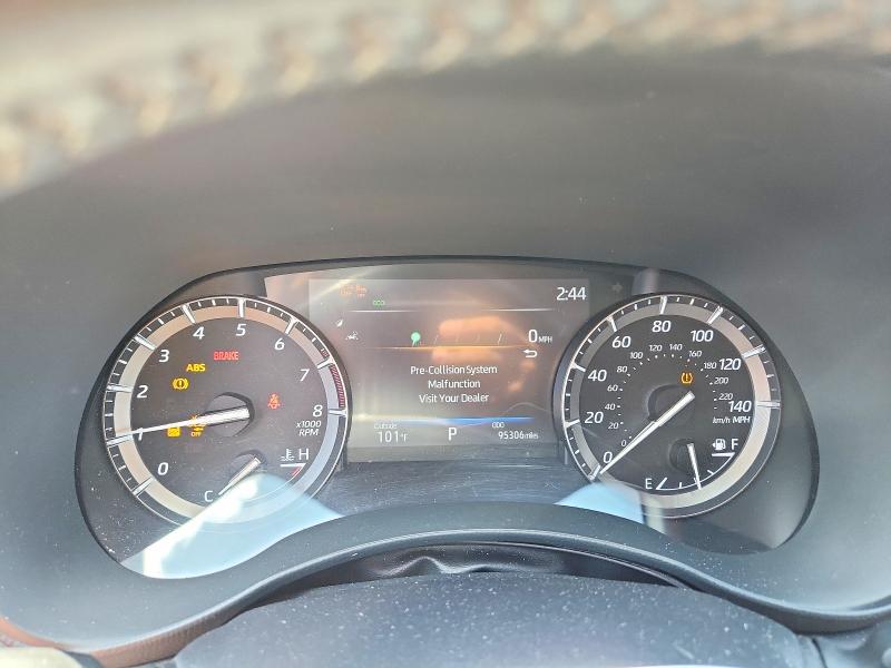 Продажа на аукционе авто 2021 Toyota Highlander, vin: 5TDGZRAH7MS520714, номер лота: 67004276
