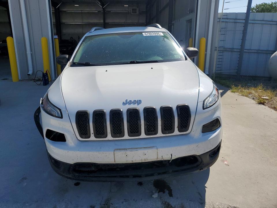 Продаж на аукціоні авто 2018 Jeep Cherokee, vin: 1C4PJMCB9JD589477, номер лоту: 67803996