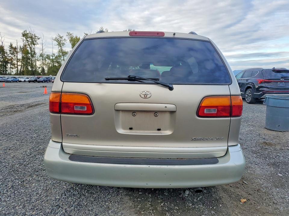 Продаж на аукціоні авто 2000 Toyota Sienna, vin: 4T3ZF13C4YU232819, номер лоту: 70536786