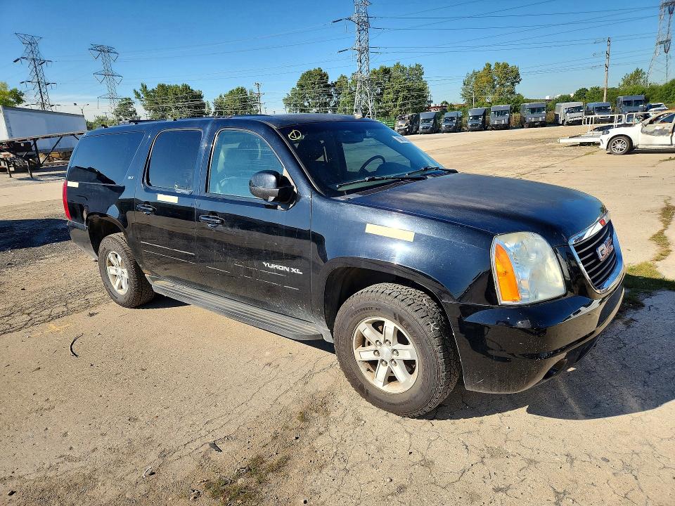 67382016 :رقم المزاد ، 1GKS2KE78DR357629 vin ، 2013 Gmc Yukon Xl مزاد بيع