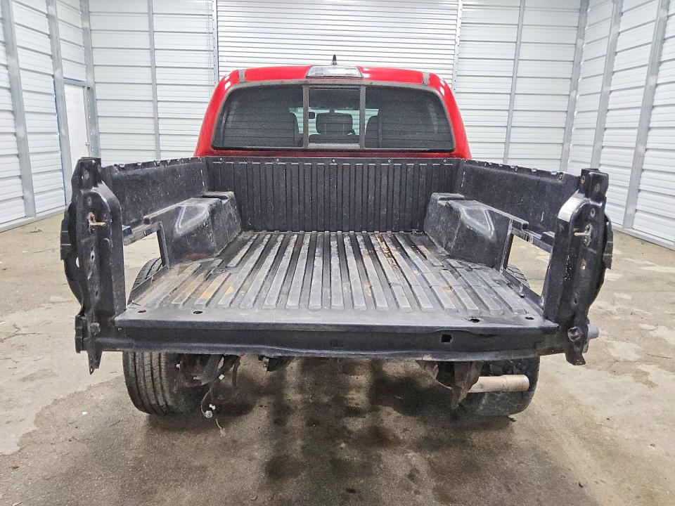 66474406 :رقم المزاد ، 5TFAZ5CN7HX032400 vin ، 2017 Toyota Tacoma مزاد بيع