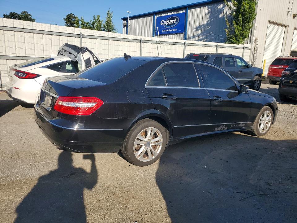 69245856 :رقم المزاد ، WDDHF5GB0BA292368 vin ، 2011 Mercedes-benz E مزاد بيع