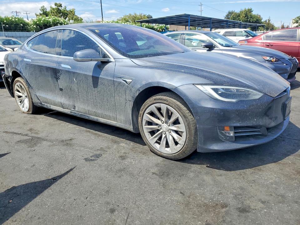 Aukcja sprzedaży 2017 Tesla Model S, vin: 5YJSA1E27HF213742, numer aukcji: 66932126
