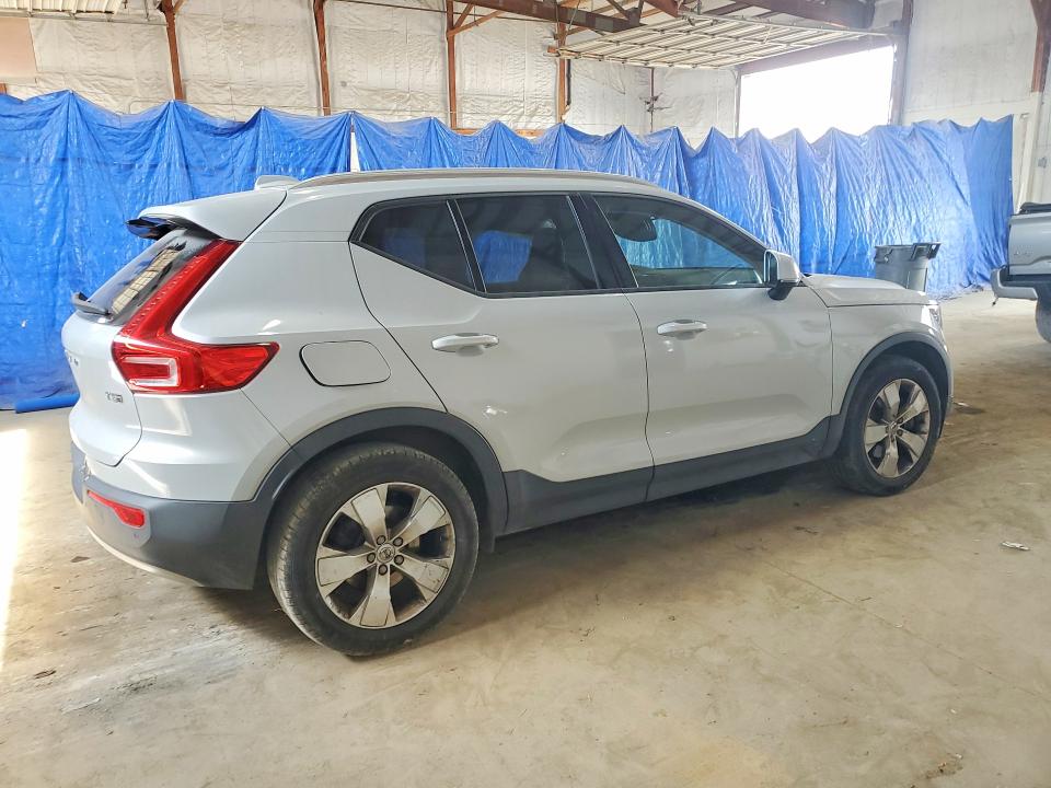Продажа на аукционе авто 2021 Volvo Xc40, vin: YV4162UK1M2573216, номер лота: 68478246