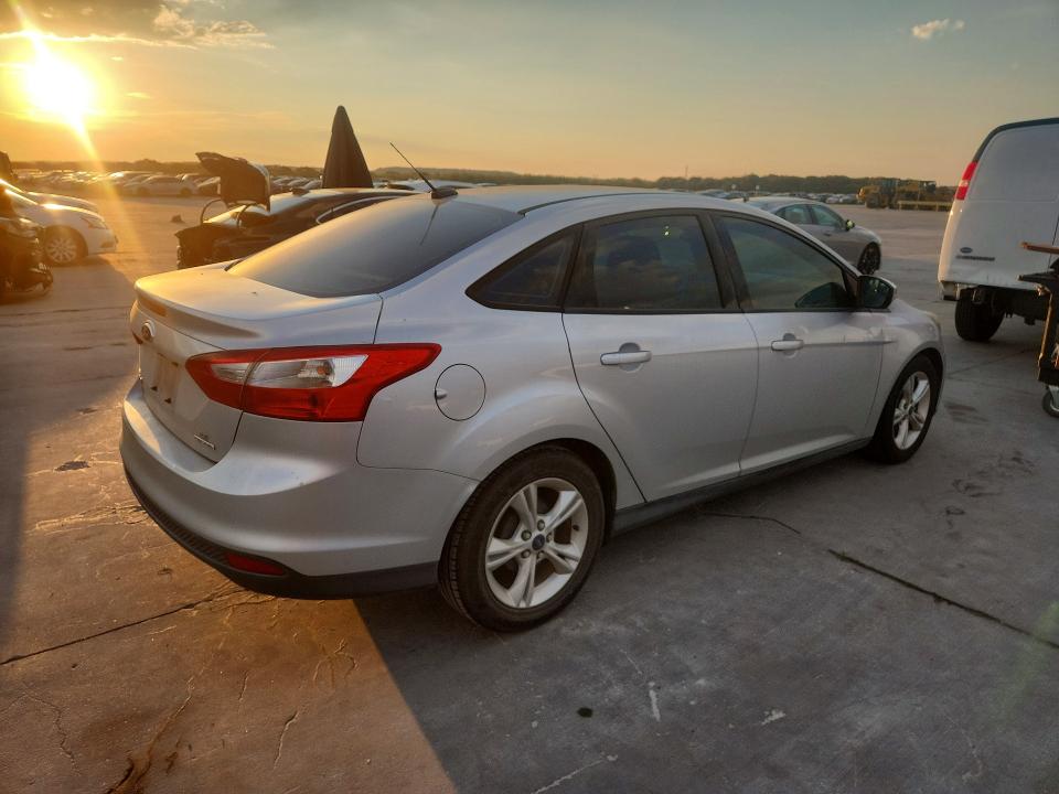 Продаж на аукціоні авто 2014 Ford Focus, vin: 1FADP3F2XEL440214, номер лоту: 69860986