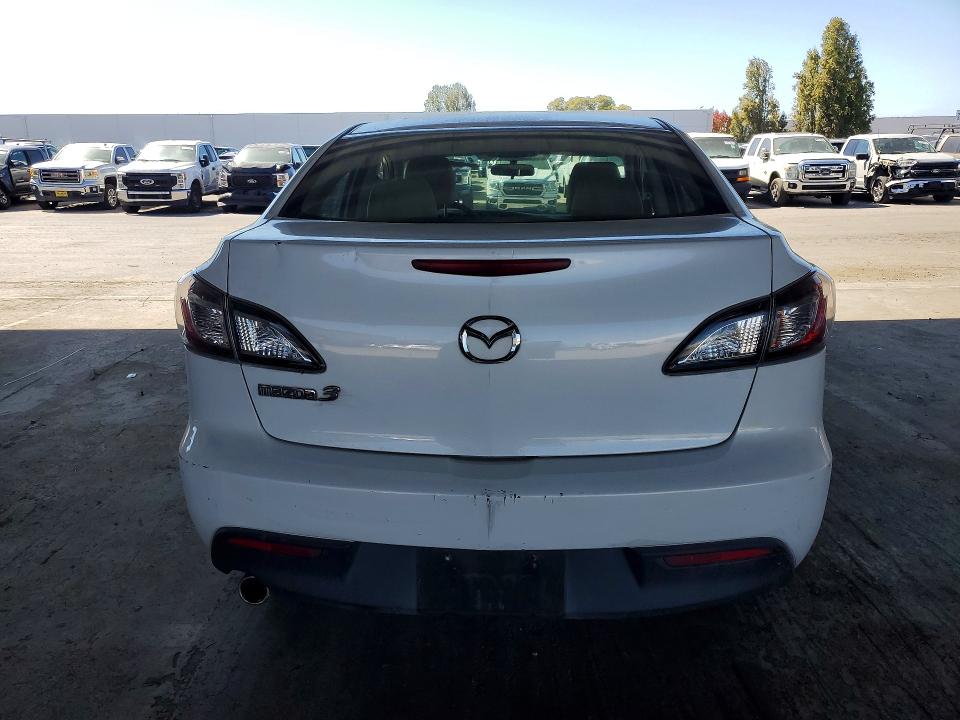 70837026 :رقم المزاد ، JM1BL1SG1A1125746 vin ، 2010 Mazda 3 مزاد بيع