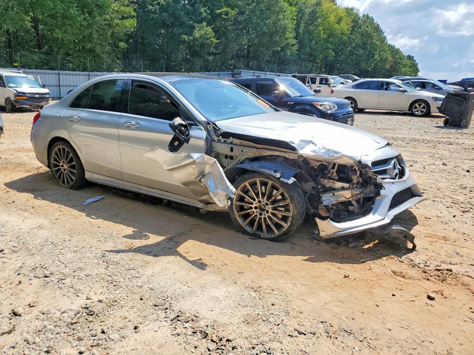2016 Mercedes-benz C მანქანა იყიდება აუქციონზე, vin: 55SWF4KB9GU145272, აუქციონის ნომერი: 67119836