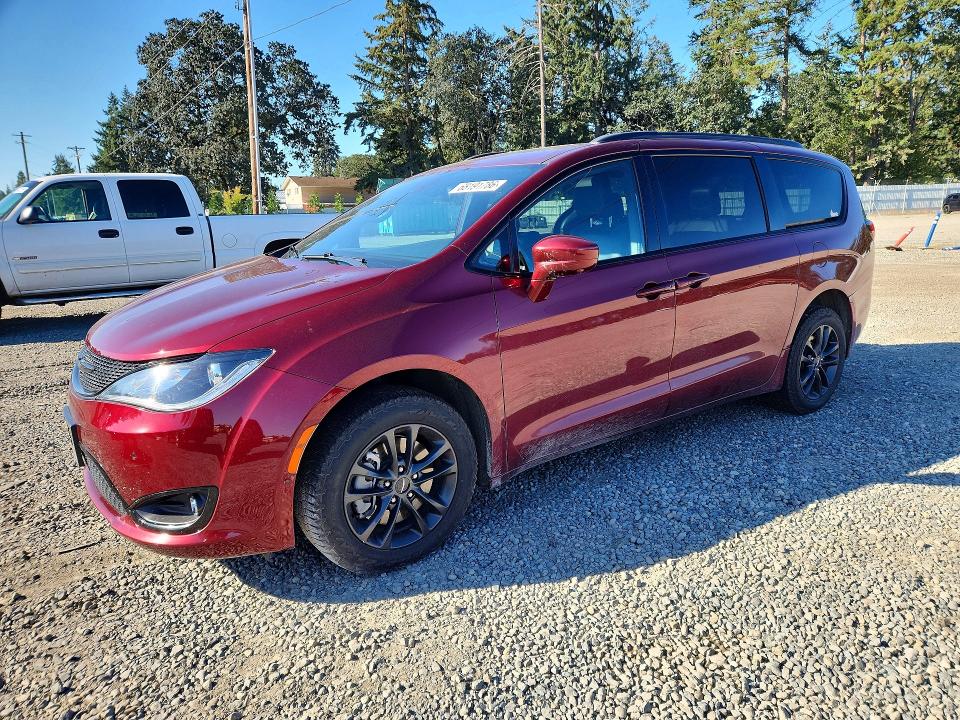68191786 :رقم المزاد ، 2C4RC3BG0LR270673 vin ، 2020 Chrysler Pacifica مزاد بيع