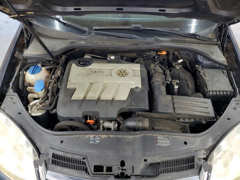 2010 Volkswagen Jetta მანქანა იყიდება აუქციონზე, vin: 3VWAL8AJ8AM130542, აუქციონის ნომერი: 68431846