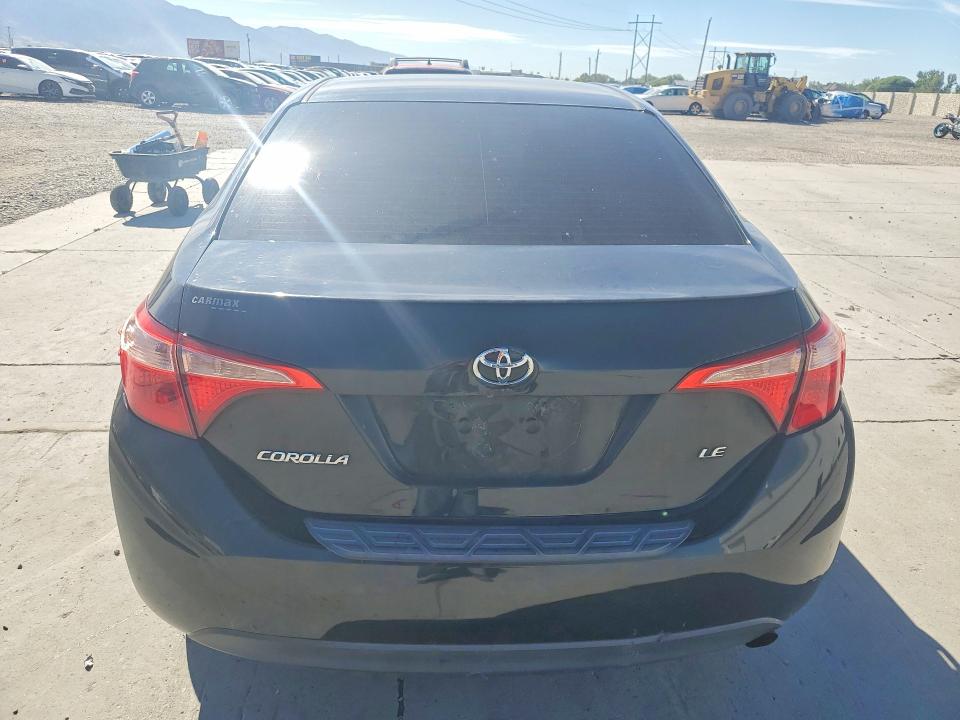 Aukcja sprzedaży 2018 Toyota Corolla, vin: 2T1BURHE5JC030040, numer aukcji: 68103596