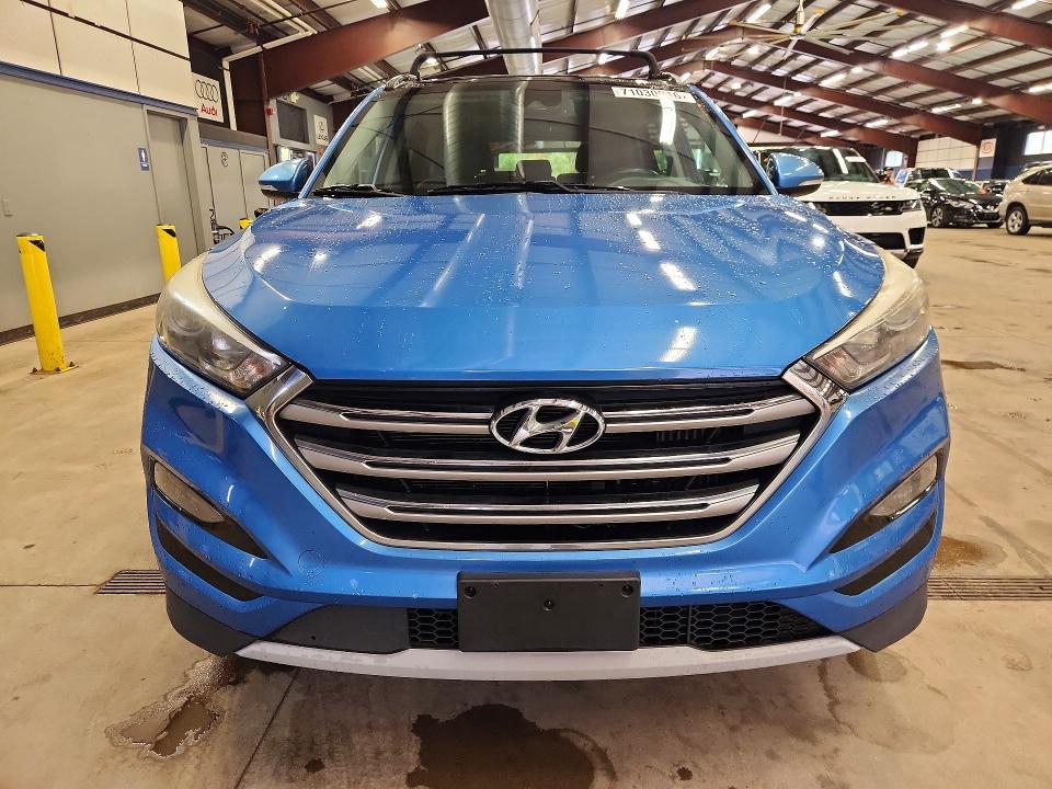 Aukcja sprzedaży 2017 Hyundai Tucson, vin: KM8J3CA27HU303922, numer aukcji: 71030916