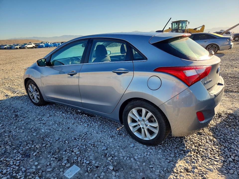 70006406 :رقم المزاد ، KMHD35LHXFU238202 vin ، 2015 Hyundai Elantra Gt مزاد بيع