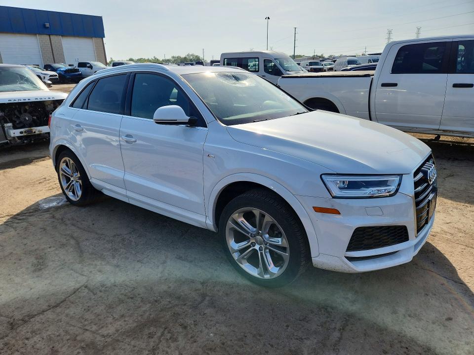 67150646 :رقم المزاد ، WA1JCCFS4JR032494 vin ، 2018 Audi Q3 مزاد بيع