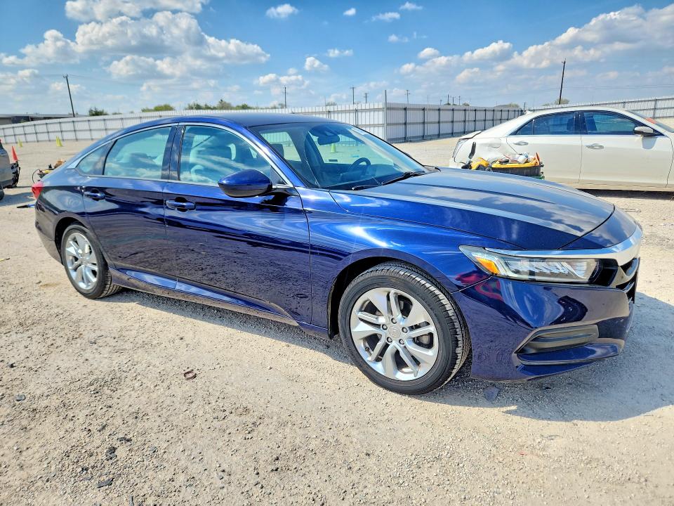 Продаж на аукціоні авто 2018 Honda Accord, vin: 1HGCV1F11JA144674, номер лоту: 70540396