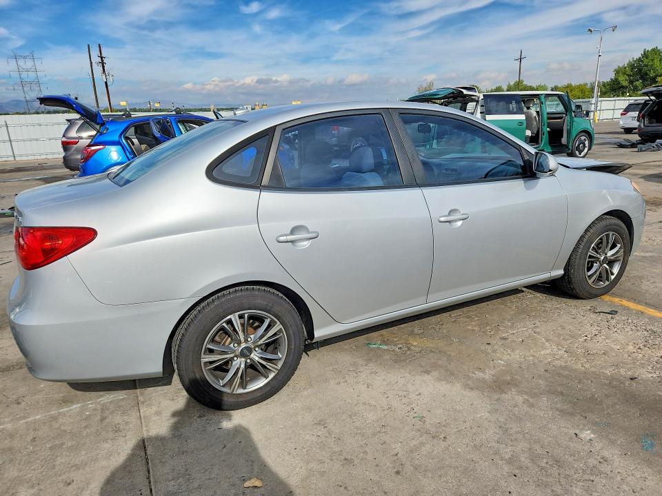 70531186 :رقم المزاد ، KMHDU46D38U274347 vin ، 2008 Hyundai Elantra مزاد بيع
