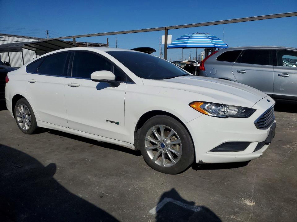 2017 Ford Fusion მანქანა იყიდება აუქციონზე, vin: 3FA6P0LU9HR387931, აუქციონის ნომერი: 70896926