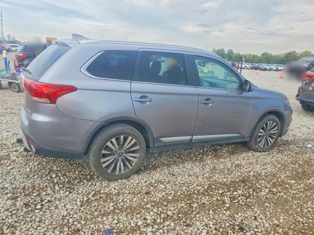 Продажа на аукционе авто 2019 Mitsubishi Outlander, vin: JA4AZ3A33KZ027545, номер лота: 68313986