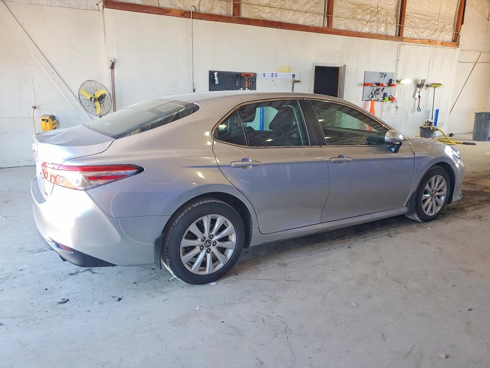 Auction sale of the 2018 Toyota Camry, vin: 4T1B11HK0JU647487, lot number: 70659476