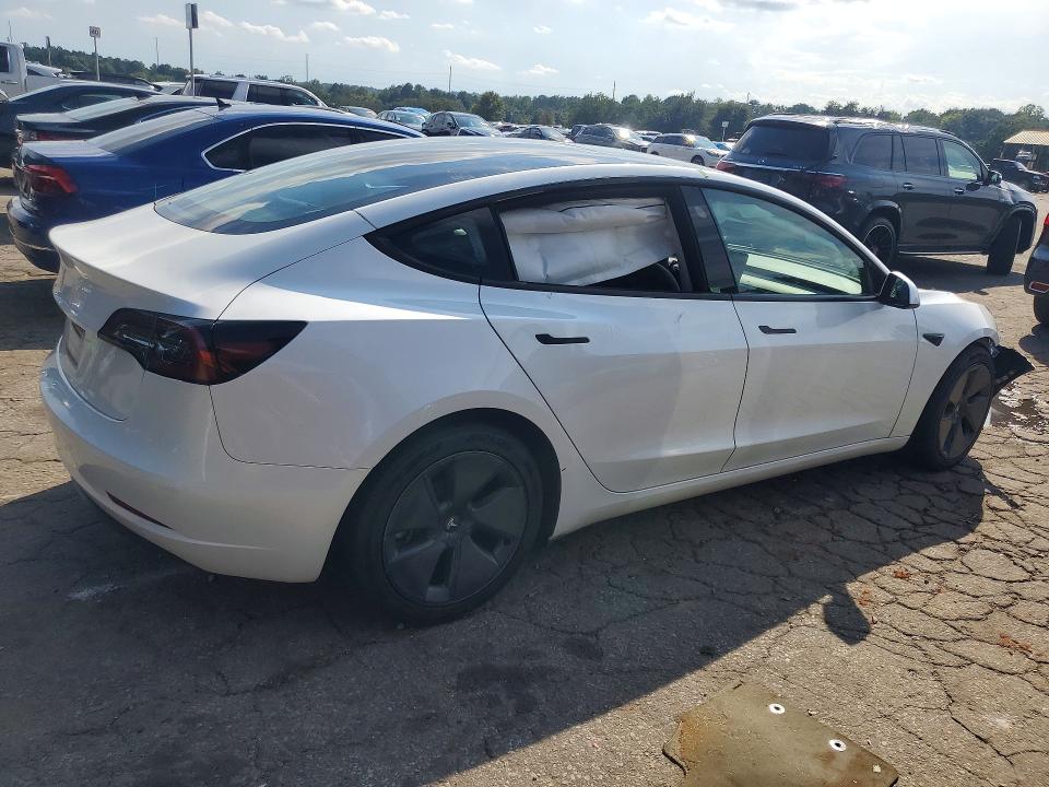 2023 Tesla Model 3 მანქანა იყიდება აუქციონზე, vin: 5YJ3E1EA1PF549966, აუქციონის ნომერი: 69736526