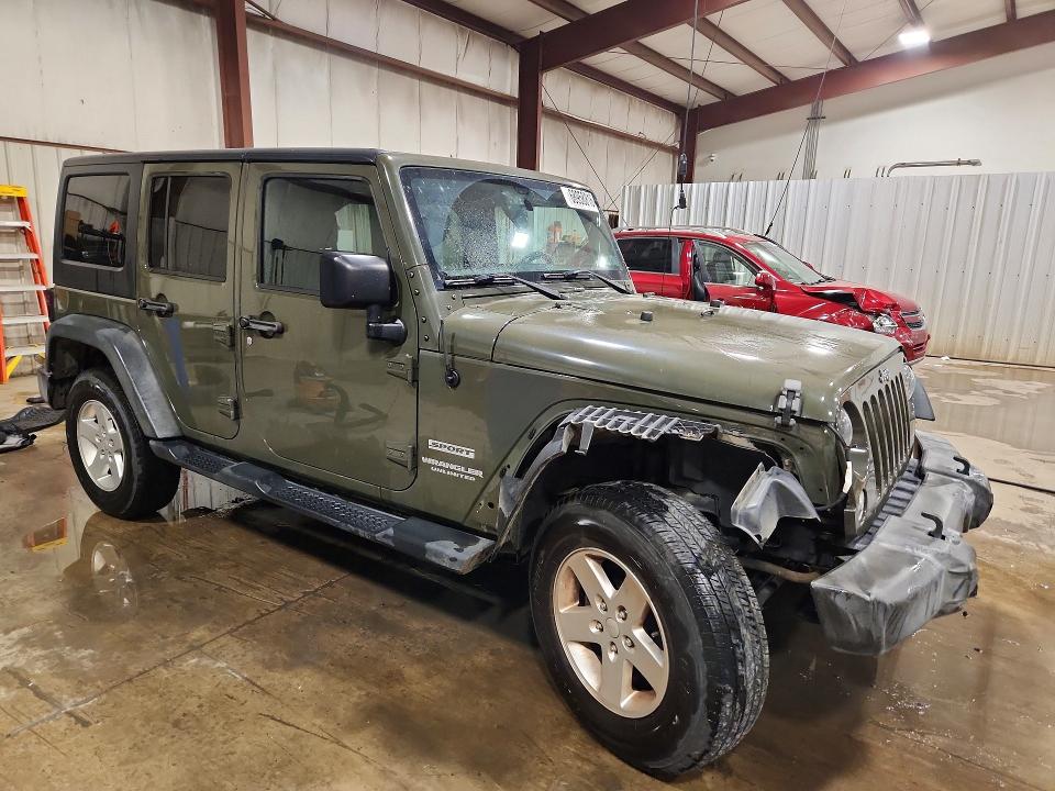 68958816 :رقم المزاد ، 1C4HJWDG4FL766542 vin ، 2015 Jeep Wrangler Unlimited مزاد بيع