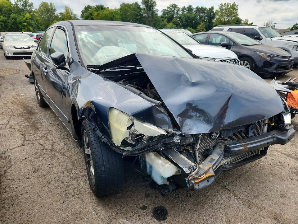 Продажа на аукционе авто 2004 Honda Accord, vin: 1HGCM56364A036017, номер лота: 67775626