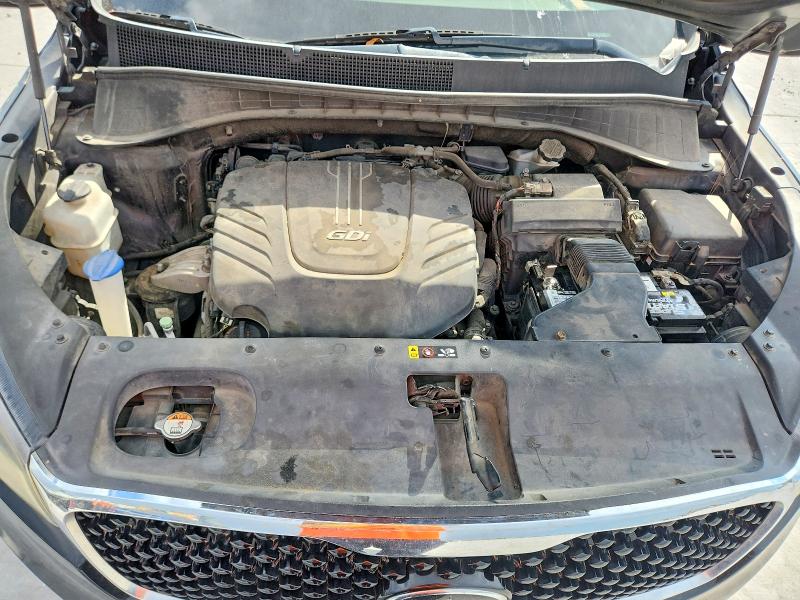 68805006 :رقم المزاد ، 5XYPHDA58GG018310 vin ، 2016 Kia Sorento مزاد بيع