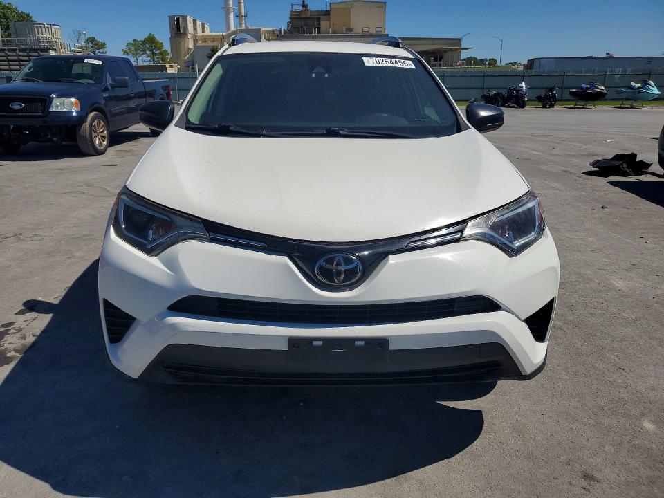 Aukcja sprzedaży 2018 Toyota Rav4, vin: JTMBFREV0JJ218435, numer aukcji: 70254456