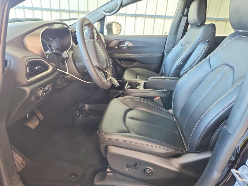 Продаж на аукціоні авто 2025 Chrysler Pacifica, vin: 2C4RC1BG3SR503142, номер лоту: 69891856