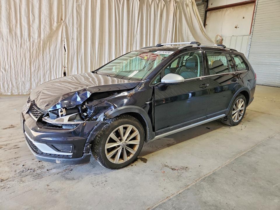 Aukcja sprzedaży 2017 Volkswagen Golf Alltrack, vin: 3VWM17AU3HM525455, numer aukcji: 68753456