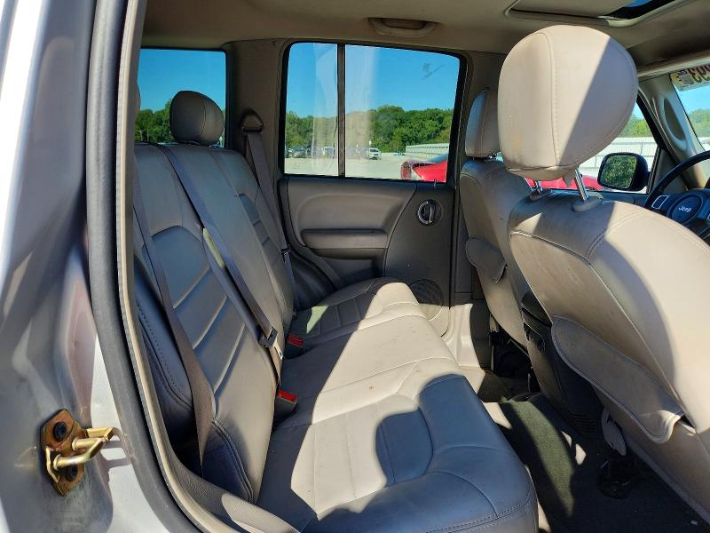 2002 Jeep Liberty მანქანა იყიდება აუქციონზე, vin: 1J4GL58K72W176403, აუქციონის ნომერი: 70852936