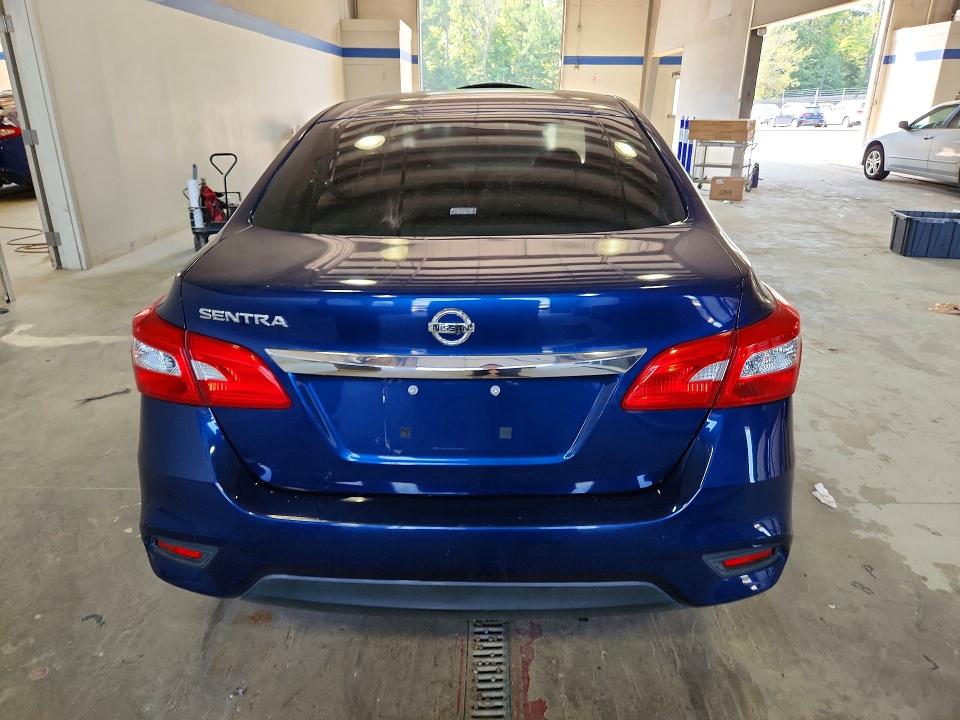 69394296 :رقم المزاد ، 3N1AB7AP6JY325992 vin ، 2018 Nissan Sentra مزاد بيع