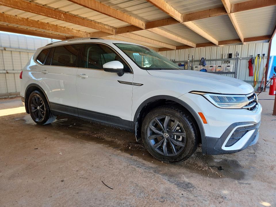 Продажа на аукционе авто 2022 Volkswagen Tiguan, vin: 3VV3B7AX9NM013119, номер лота: 68797936