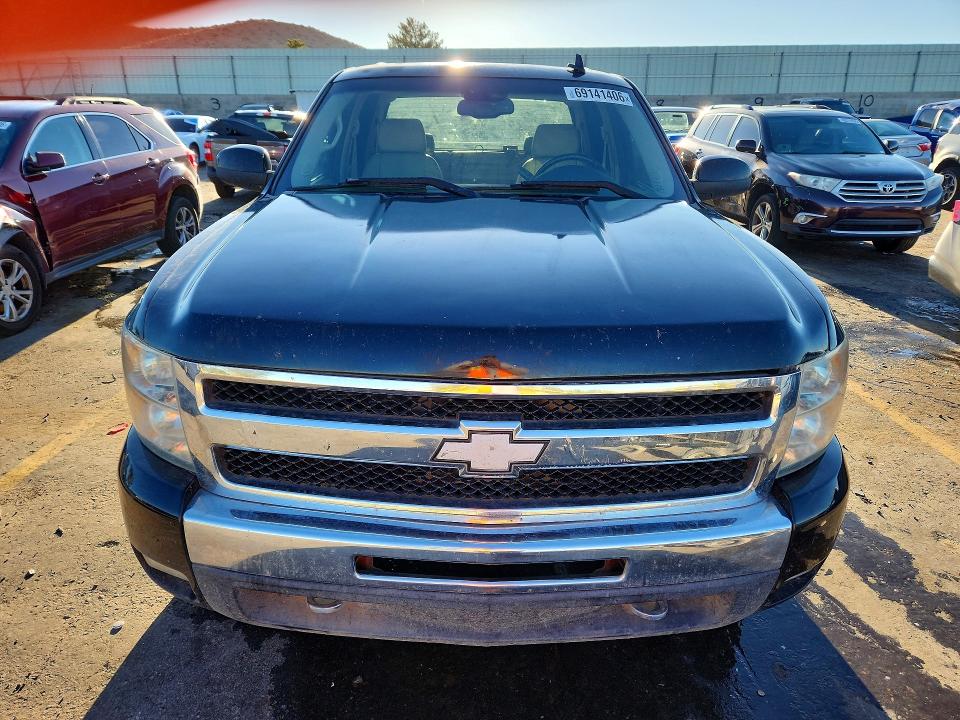 69141406 :رقم المزاد ، 2GCEK13Y981127255 vin ، 2008 Chevrolet Silverado مزاد بيع