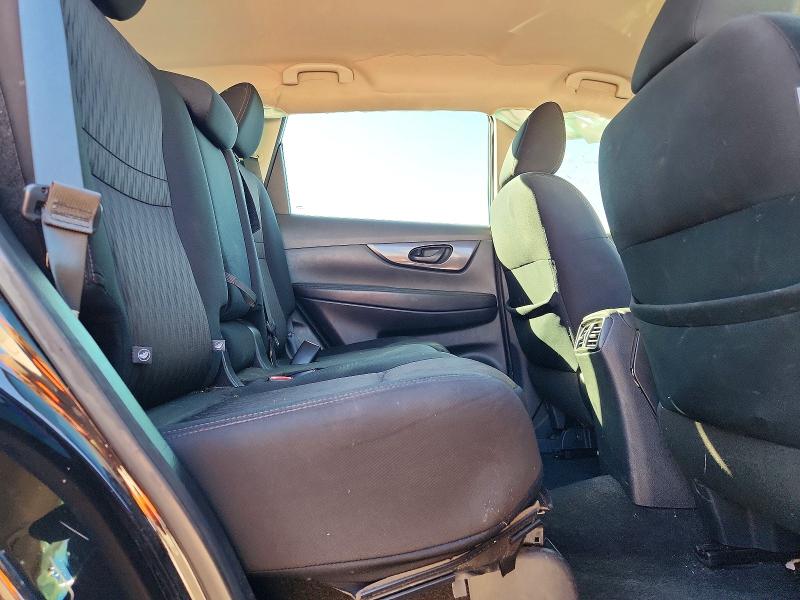 70788256 :رقم المزاد ، 5N1AT2MT8KC812879 vin ، 2019 Nissan Rogue مزاد بيع