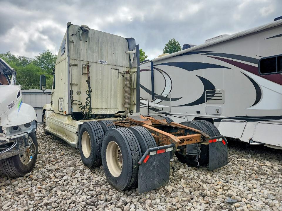Продажа на аукционе авто 2006 Freightliner Cst120, vin: 1FUJBBCK86LU40264, номер лота: 66848856