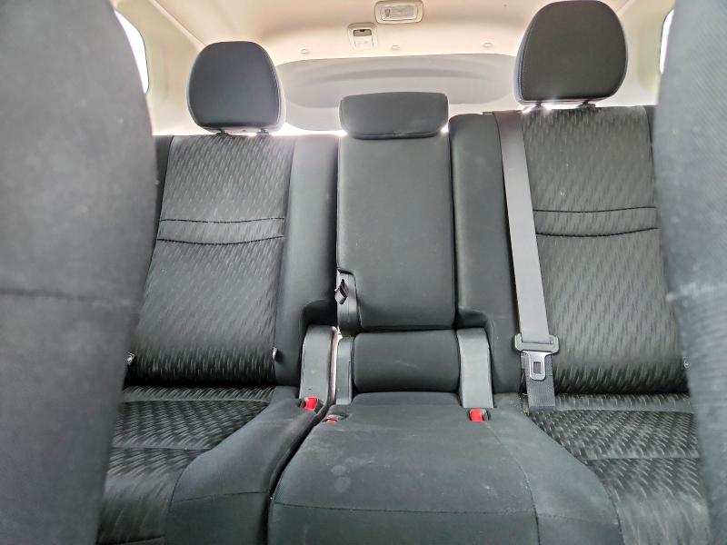 69198096 :رقم المزاد ، KNMAT2MV5JP610000 vin ، 2018 Nissan Rogue مزاد بيع