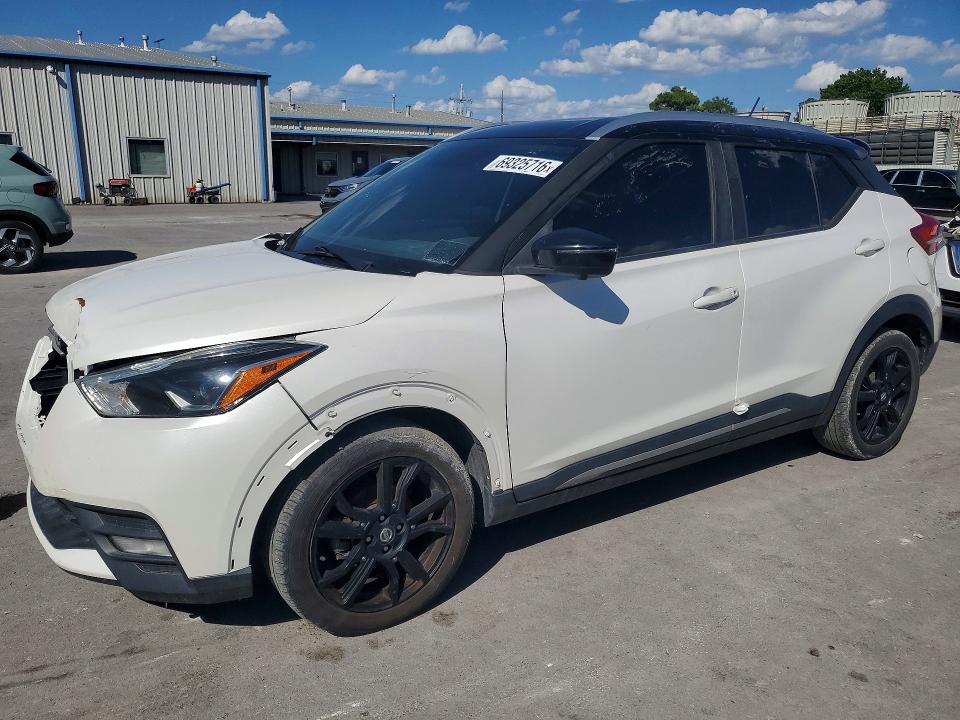 69325716 :رقم المزاد ، 3N1CP5CUXKL569628         vin ، 2019 Nissan Kicks مزاد بيع