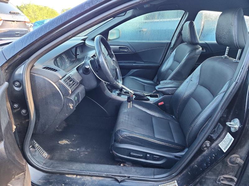 68660136 :رقم المزاد ، 1HGCR2F59HA242200 vin ، 2017 Honda Accord مزاد بيع