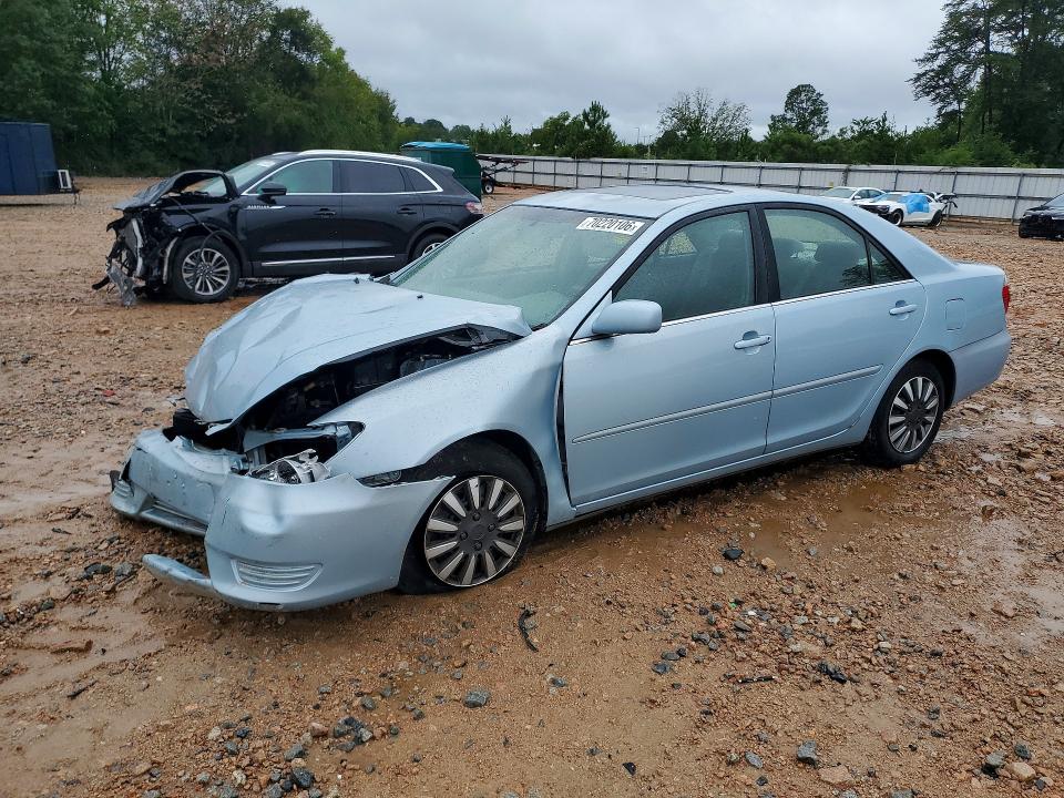 70220106 :رقم المزاد ، 4T1BE32K76U742676 vin ، 2006 Toyota Camry مزاد بيع