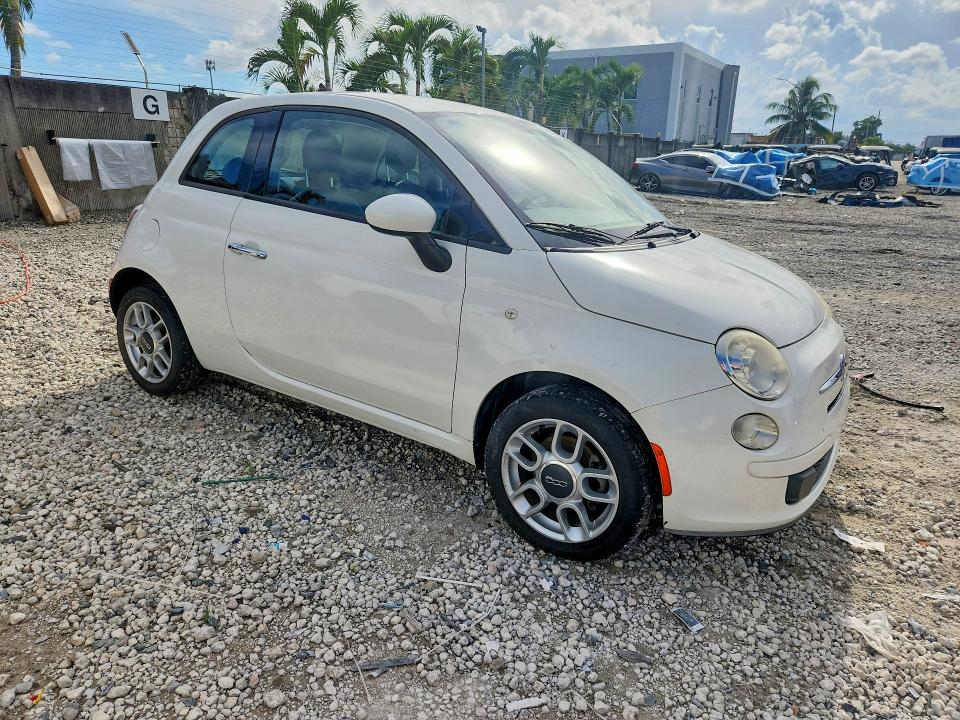 68429176 :رقم المزاد ، 3C3CFFAR1FT613434 vin ، 2015 Fiat 500 مزاد بيع