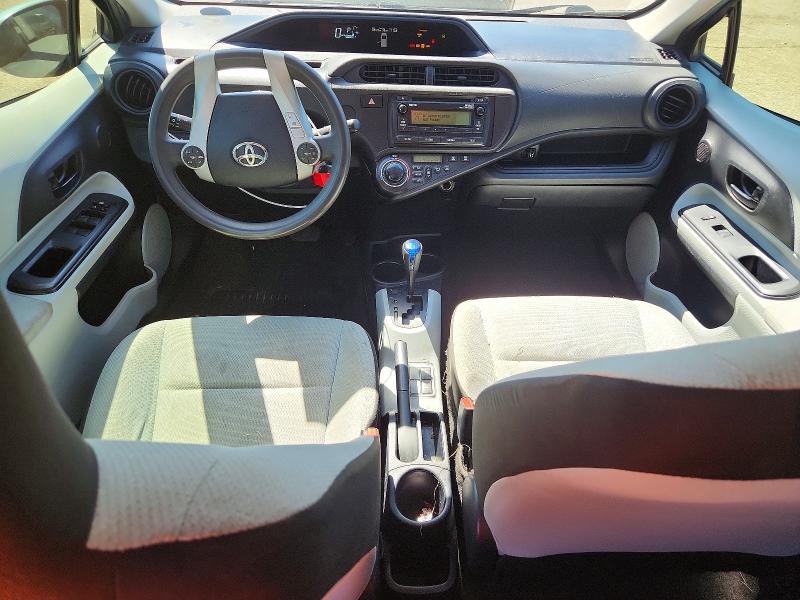 2014 Toyota Prius C მანქანა იყიდება აუქციონზე, vin: JTDKDTB3XE1064974, აუქციონის ნომერი: 69185436