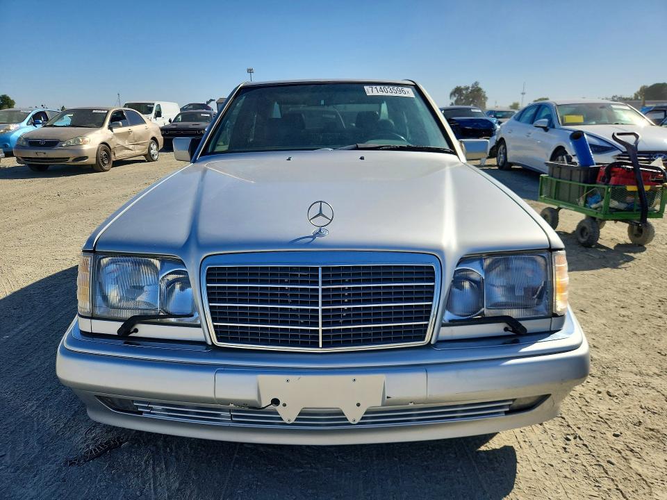 Продажа на аукционе авто 1994 Mercedes-benz E, vin: WDBEA36E6RC009870, номер лота: 71403596